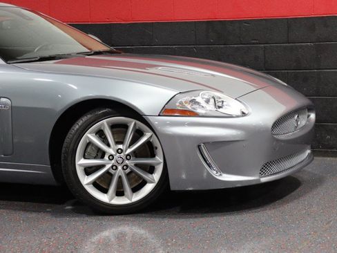 Used 2011 Jaguar XKR R RWD image 5