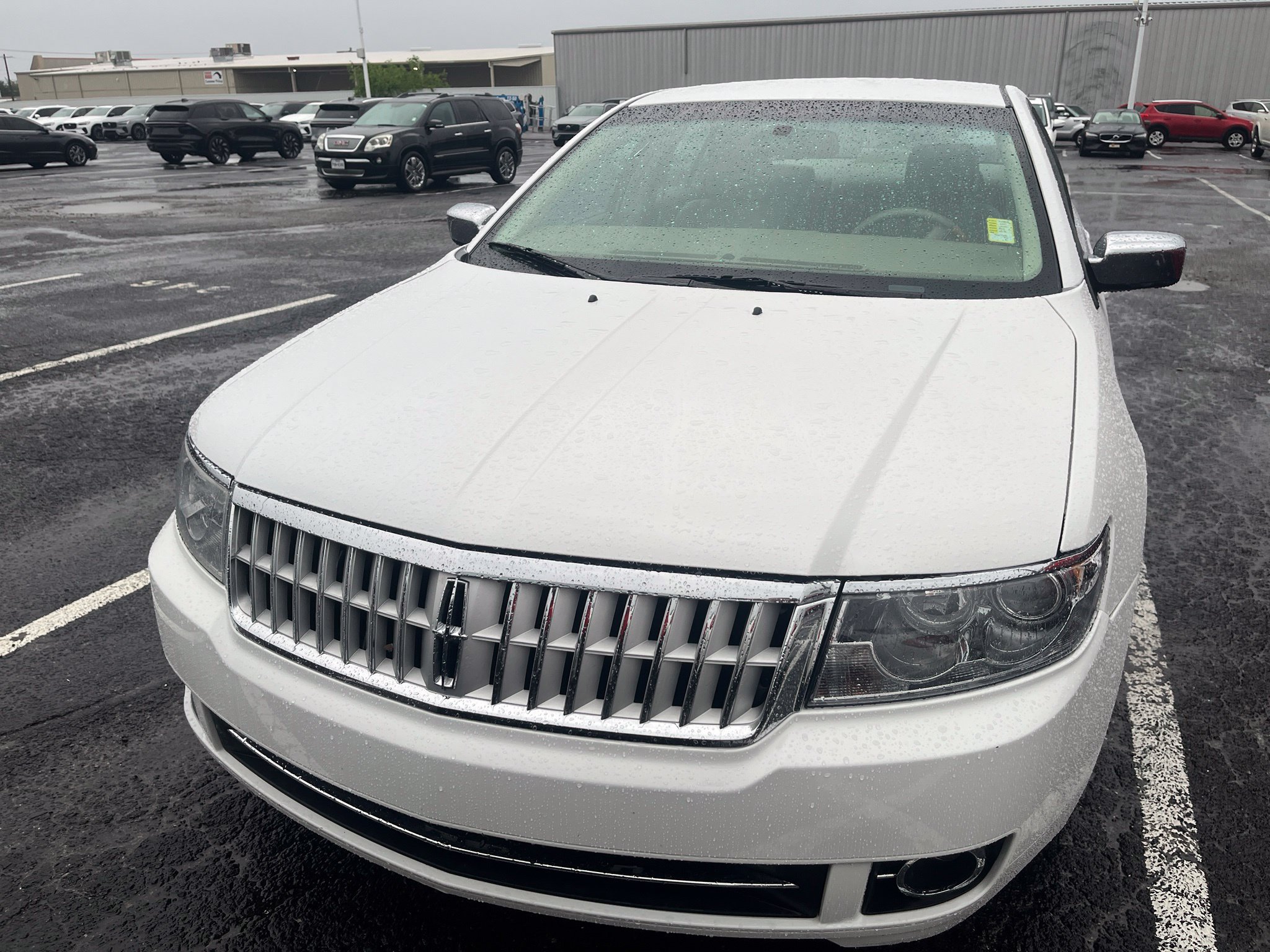 Used 2007 Lincoln MKZ FWD image 2