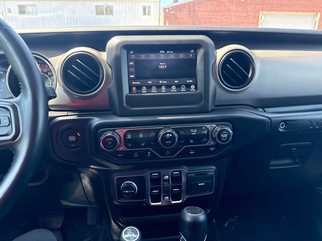 Used 2021 Jeep Wrangler Unlimited Sport AWD/4WD image 22