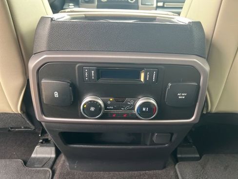Used 2021 Ford Expedition Platinum AWD/4WD image 10