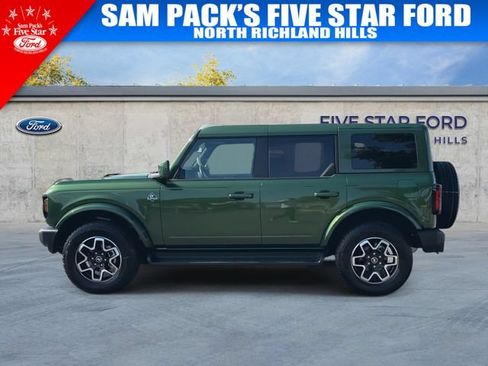 Used 2025 Ford Bronco Outer Banks AWD/4WD image 6