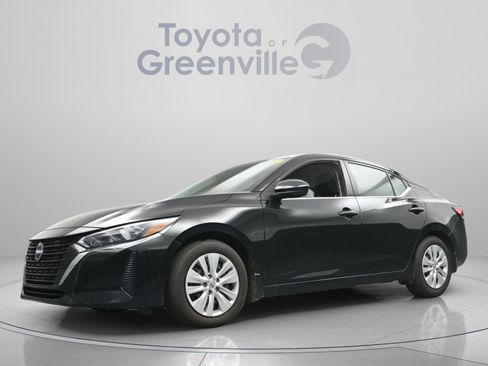 Used 2025 Nissan Sentra S FWD image 1