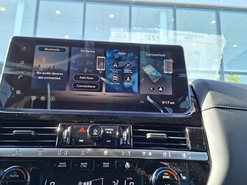 New 2026 Nissan Pathfinder SL AWD/4WD image 9
