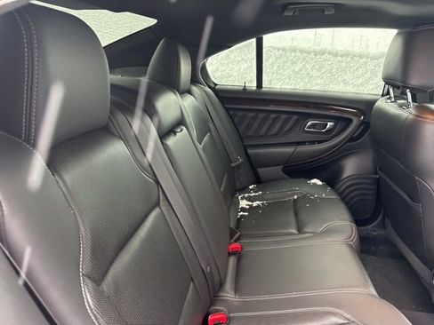 Used 2019 Ford Taurus Limited image 31