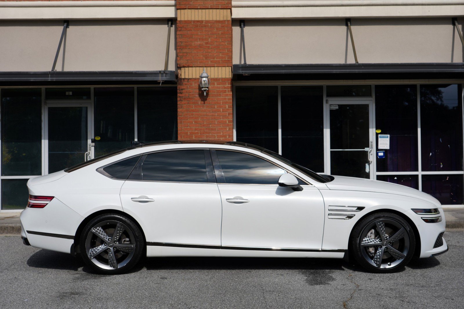 Used 2022 Genesis G80 3.5T Sport w/ Sport Prestige Package AWD/4WD image 59