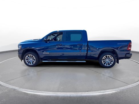 Used 2023 RAM 1500 Laramie AWD/4WD image 5