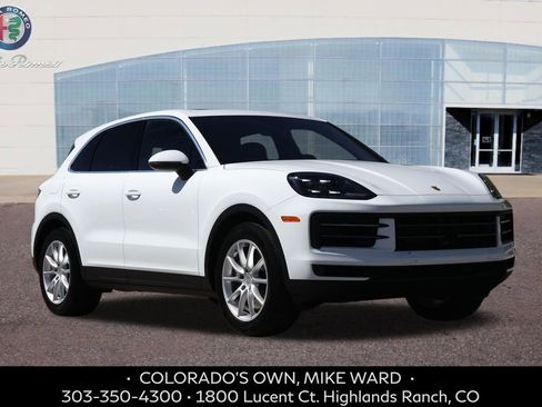 Used 2024 Porsche Cayenne image 8
