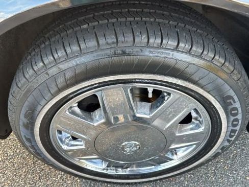 Used 2006 Cadillac DTS image 7