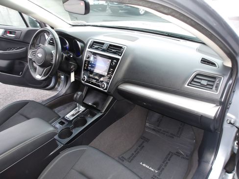 Used 2019 Subaru Legacy 2.5i Premium image 12