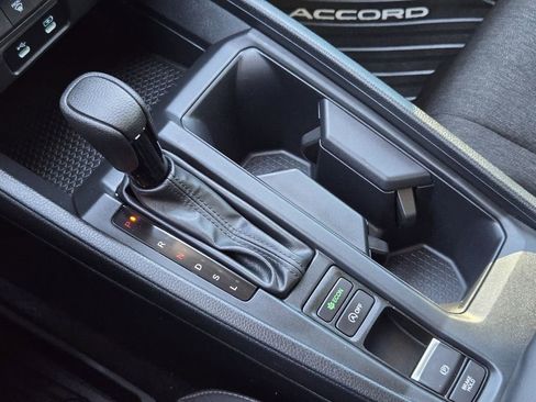 Used 2024 Honda Accord EX image 18