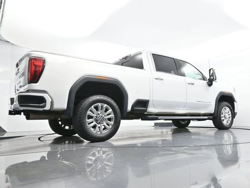 Used 2021 GMC Sierra 2500 Denali w/ Denali Ultimate Package AWD/4WD image 52