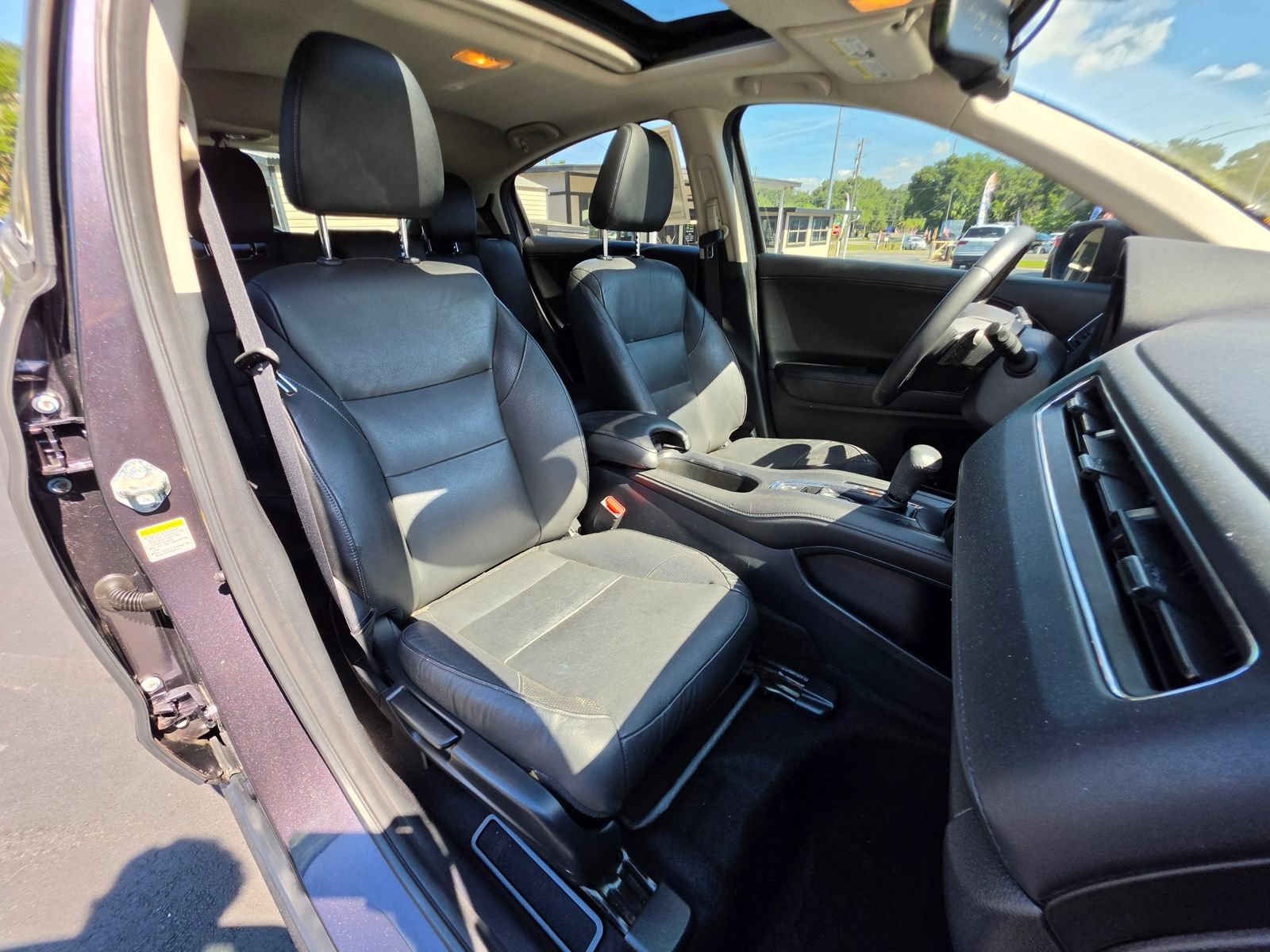 Used 2016 Honda HR-V EX-L image 14