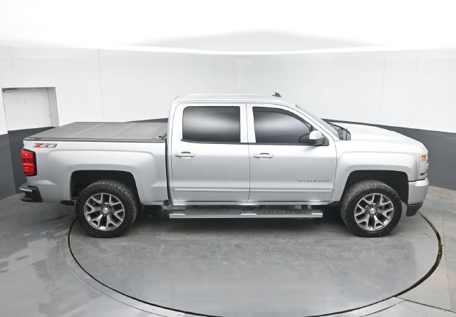 Used 2018 Chevrolet Silverado 1500 LT w/ All Star Edition AWD/4WD image 38