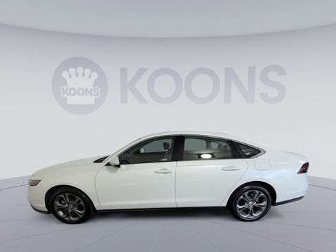 Used 2024 Honda Accord EX image 2