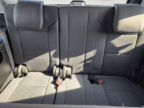 Used 2016 GMC Yukon SLE w/ Convenience Package image 19