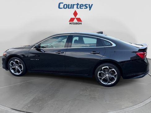 Used 2019 Chevrolet Malibu RS FWD image 2
