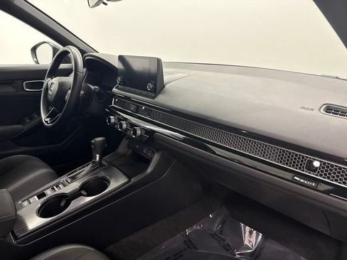 Used 2023 Honda Civic Sport image 25