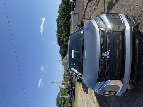 Used 2022 Mitsubishi Outlander Sport ES FWD image 1
