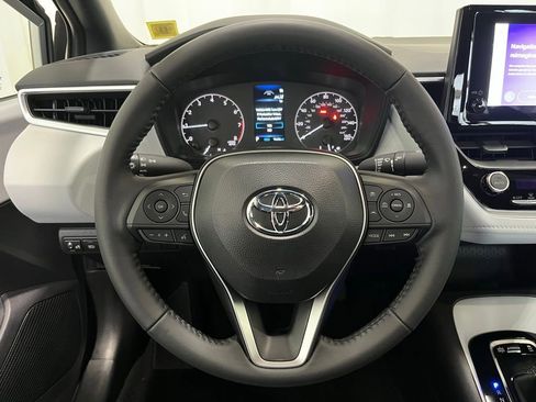 Used 2024 Toyota Corolla SE image 5