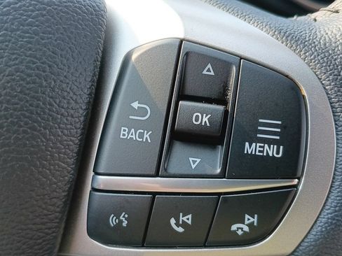 Used 2023 Ford Explorer XLT w/ Equipment Group 202A AWD/4WD image 13