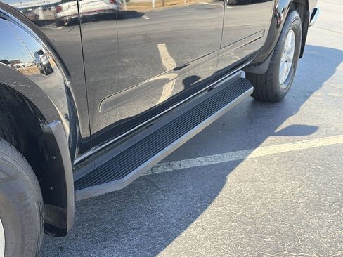 Certified 2019 Nissan Frontier SV w/ Value Truck Package image 9