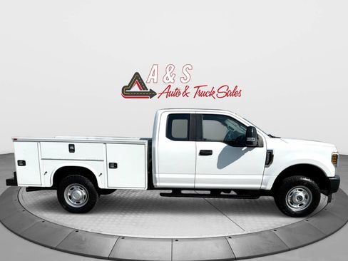 Used 2019 Ford F350 XL w/ Power Equipment Group AWD/4WD image 4