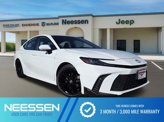 Used 2025 Toyota Camry SE video 1
