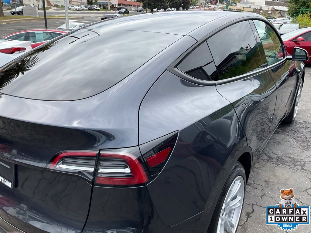 Used 2024 Tesla Model Y 2WD image 83