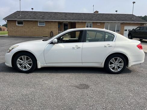 Used 2013 INFINITI G37 x Sedan w/ Premium Pkg AWD/4WD image 6