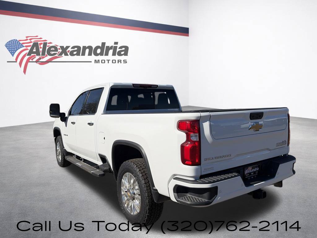 Used 2022 Chevrolet Silverado 3500 High Country w/ Z71 Off-Road Package AWD/4WD image 9