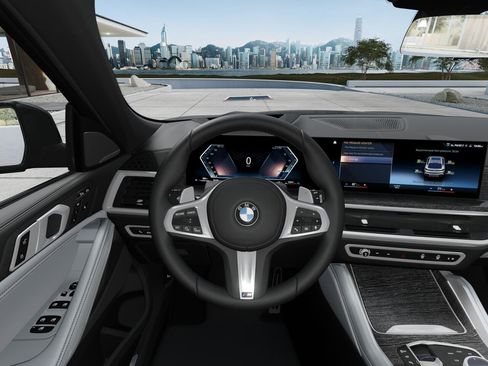 New 2026 BMW X6 xDrive40i image 13