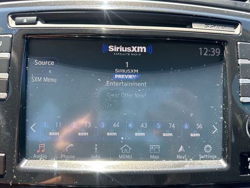 Used 2017 Nissan Maxima 3.5 SL FWD image 32