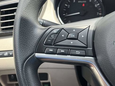 Used 2020 Nissan Rogue Sport SV AWD/4WD image 26