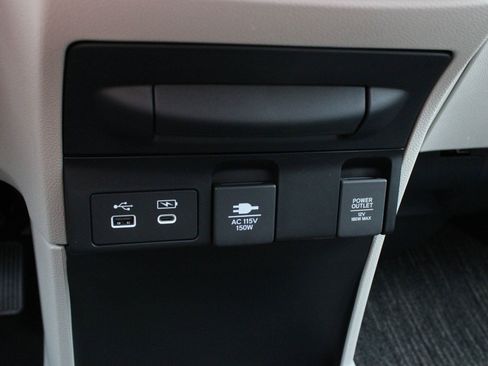 New 2026 Honda Odyssey Touring image 51