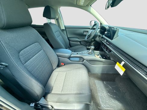 New 2027 Honda HR-V LX image 22