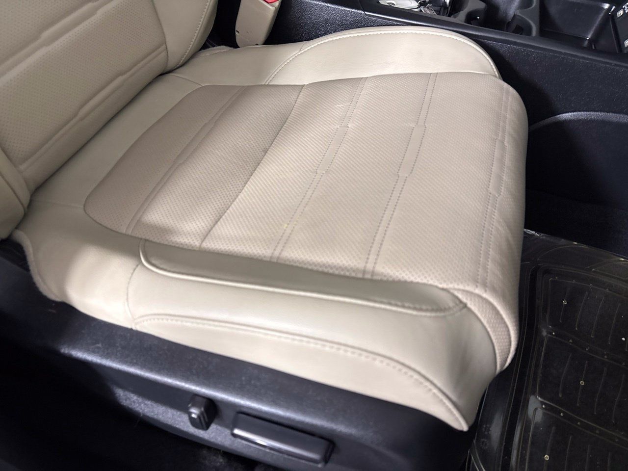 Used 2021 Honda CR-V EX-L image 32