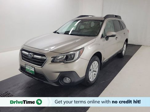 Used 2018 Subaru Outback 2.5i Premium AWD/4WD image 1