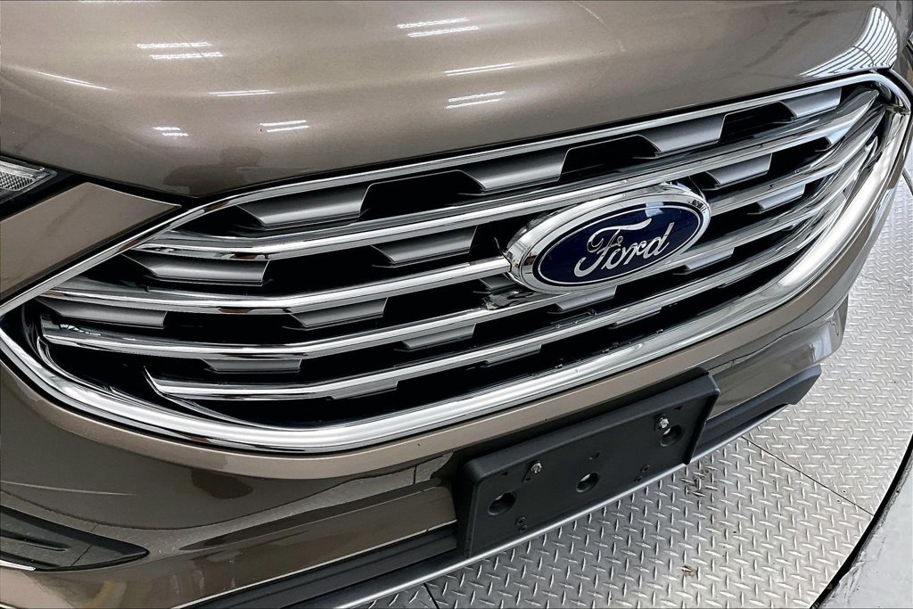 Used 2019 Ford Edge SEL w/ Equipment Group 201A AWD/4WD image 28