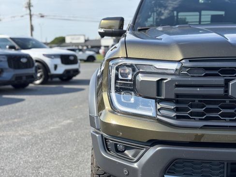 Used 2025 Ford Ranger Raptor AWD/4WD image 3