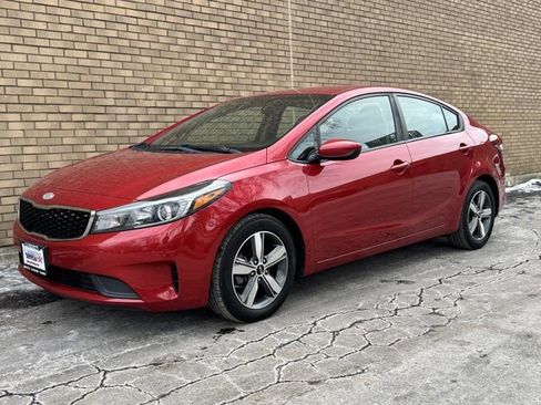 Used 2018 Kia Forte S image 28