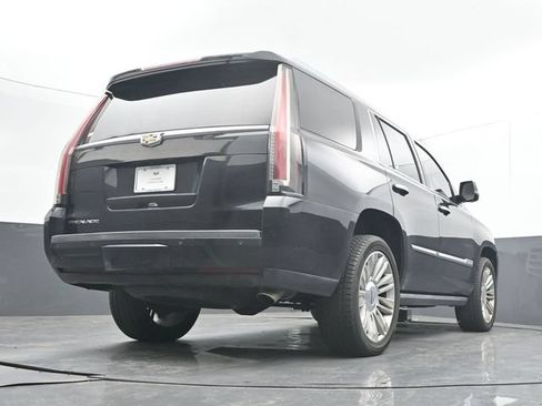 Used 2016 Cadillac Escalade Premium AWD/4WD image 21