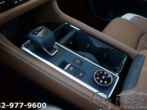 New 2026 Nissan Pathfinder Platinum w/ Cargo Package AWD/4WD image 21