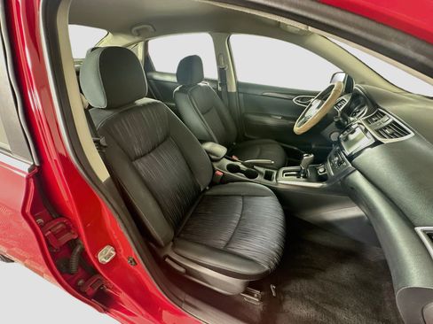 Used 2019 Nissan Sentra FWD image 29