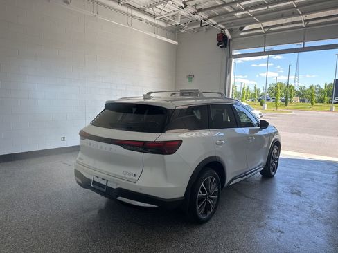 Certified 2026 INFINITI QX60 Luxe w/ Cargo Package AWD/4WD image 13