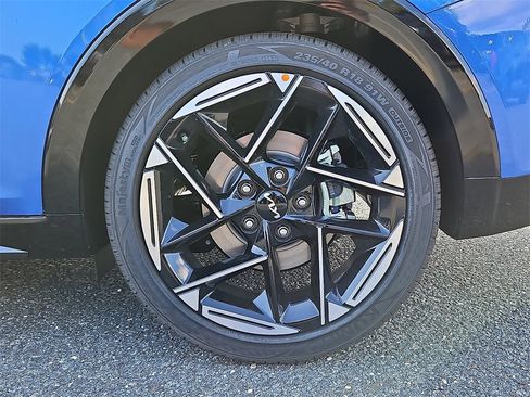 New 2025 Kia K4 GT-Line w/ GT-Line Premium Package image 4