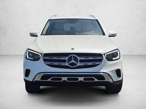 Used 2020 Mercedes-Benz GLC 350e 4MATIC image 2
