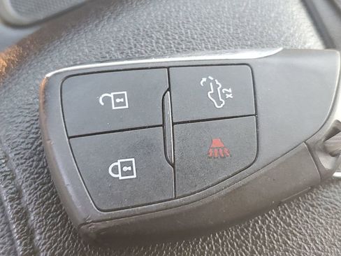 Used 2024 Chevrolet Silverado 2500 LT image 37