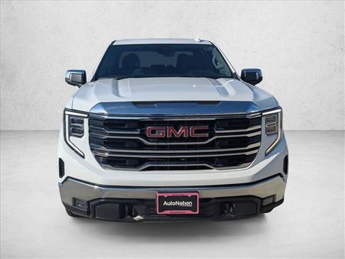 Used 2025 GMC Sierra 1500 SLT RWD image 2