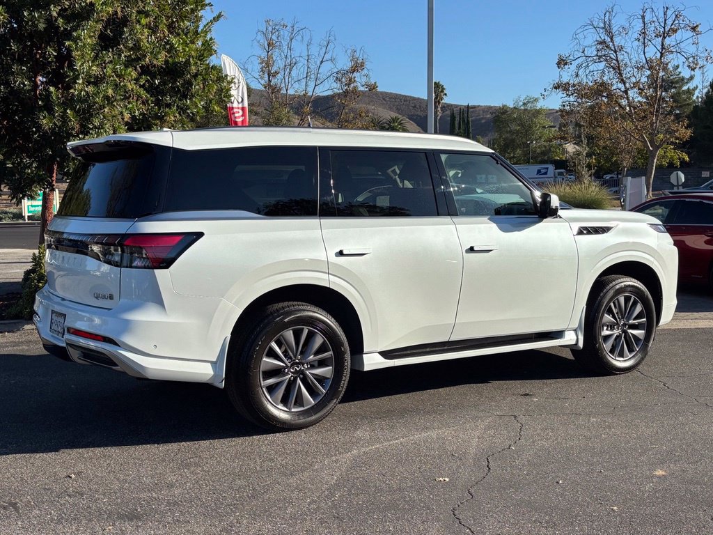 Certified 2026 INFINITI QX80 Pure w/ Cargo Package AWD/4WD image 3