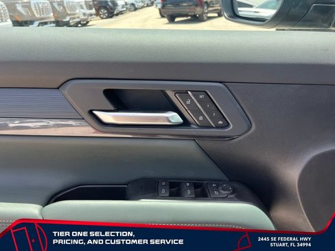 New 2026 GMC Terrain AT4 w/ Convenience Package III AWD/4WD image 22
